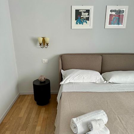 4 Balconi House- Appartamento Moderno A Lecce Exteriér fotografie