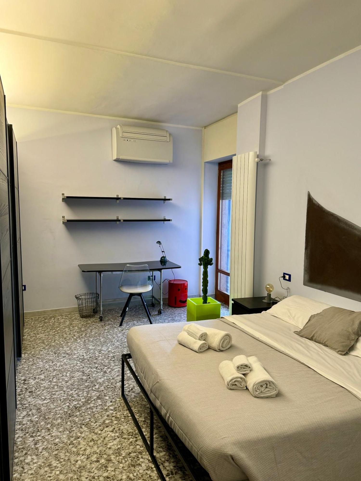 4 Balconi House- Appartamento Moderno A Lecce Exteriér fotografie